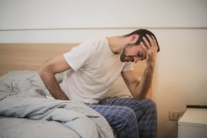 כאבי ראש ומיגרנות – איך טיפול אוסתאופתי יכול לשנות את הכל